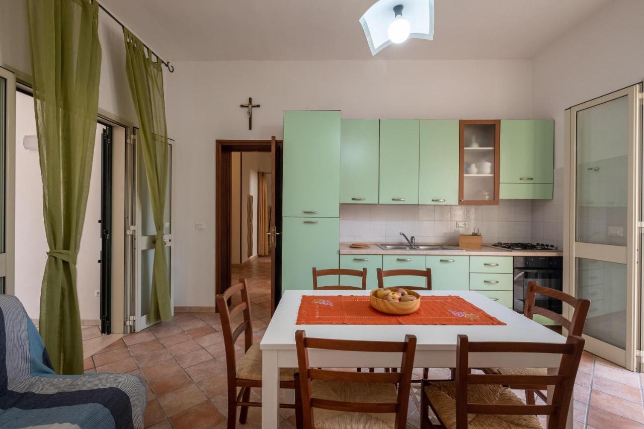 Casa Vacanze Kaloceri Torre dell'Orso Exterior foto