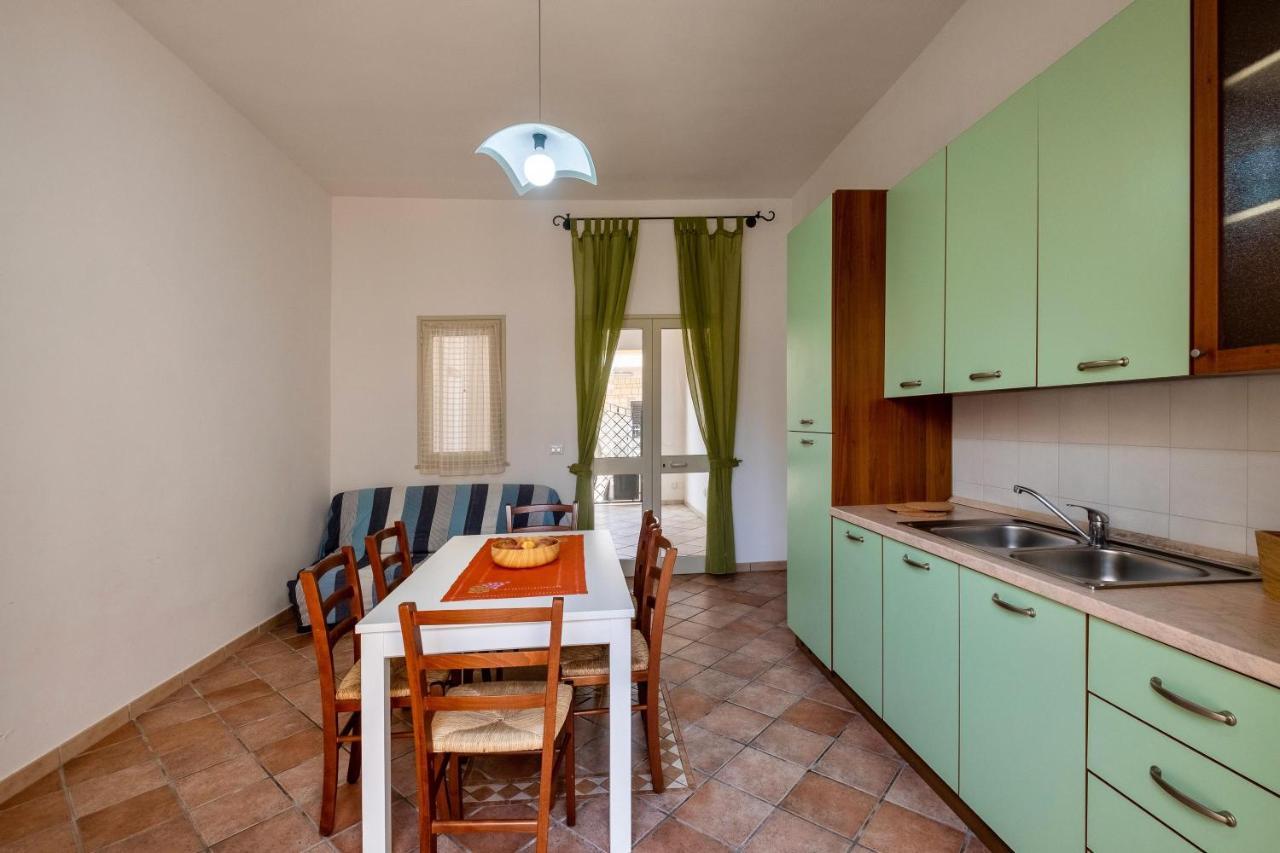 Casa Vacanze Kaloceri Torre dell'Orso Exterior foto